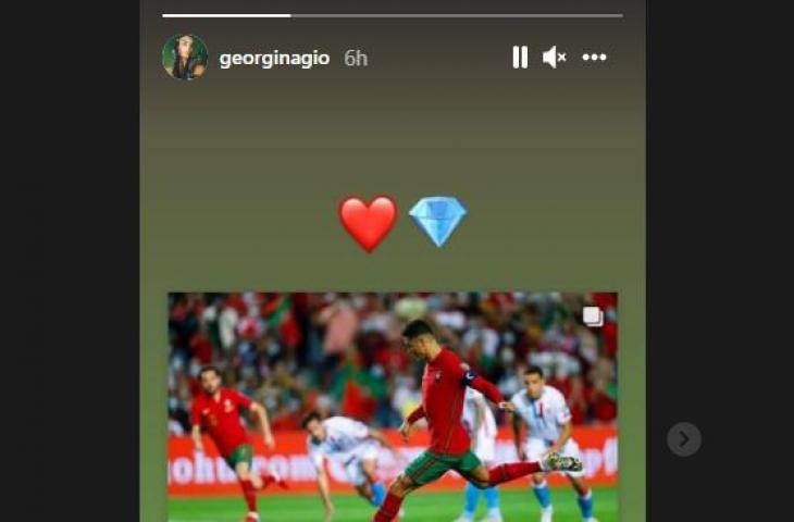 Reaksi Georgina Rodriguez usai Ronaldo jadi raja hattrick internasional. (Instagram/georginagio)