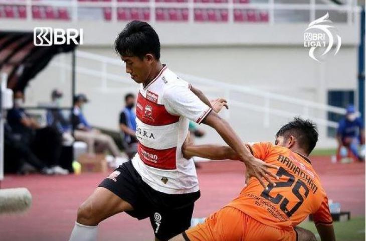 Potret pertandingan Persiraja Banda Aceh vs Madura United di Liga 1 2021. (Instagram/liga1match)