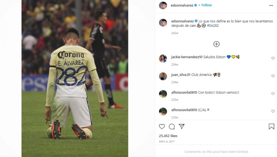 Pemain Meksiko Edson Alvez pakai jersey tiga digit. (Instagram/@edsonnalvarez)