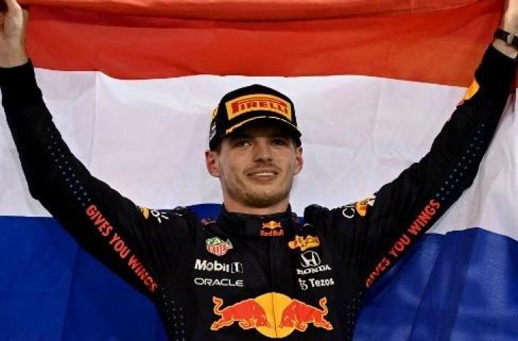 Max Verstappen juara dunia F1 2021. (ANDREJ ISAKOVIC / AFP)