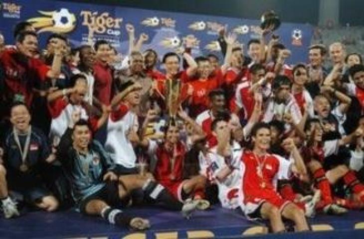 Timnas Singapura saat juara Piala AFF 2004. (Twitter)