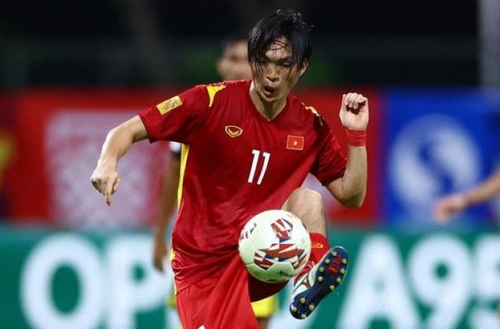 Gelandang Timnas Vietnam, Nguyen Tuan Ahn, di Piala AFF 2020. (Dok. VTV)