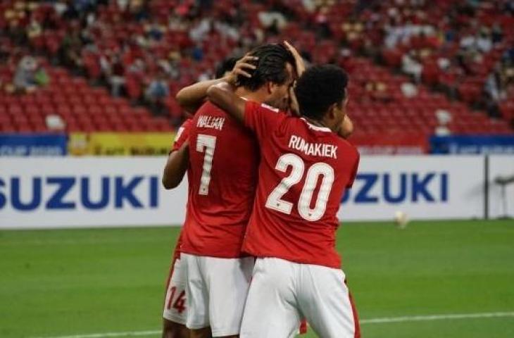 Pemain Timnas Indonesia rayakan gol Ezra Walian ke gawang Singapura di leg kedua semifinal Piala AFF 2020 yang digelar di Stadion Nasional, Sabtu (25/12/2021). [dok.PSSI]