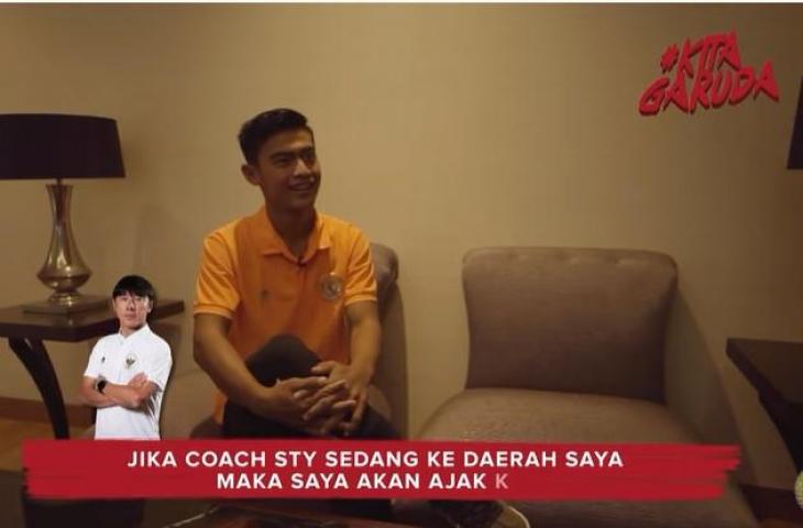 Pratama Arhan ingin aja Shin Tae-yong ke sawah. (YouTube/PSSI TV)