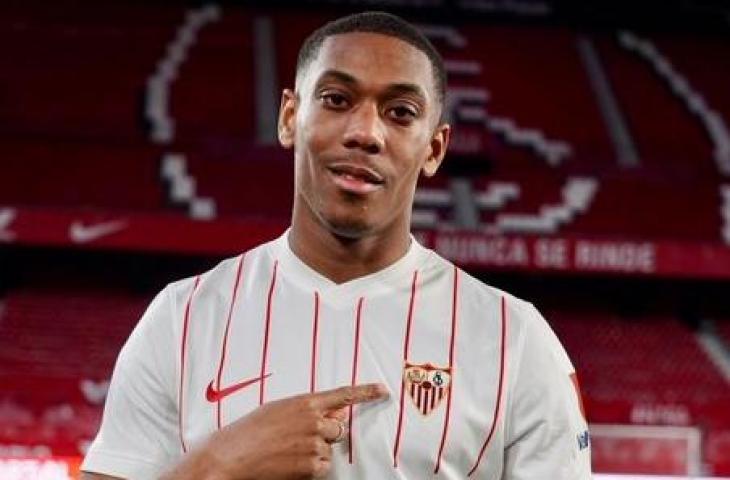 Anthony Martial resmi bergabung Sevilla. (Twitter/@SevillaFC_ENG)