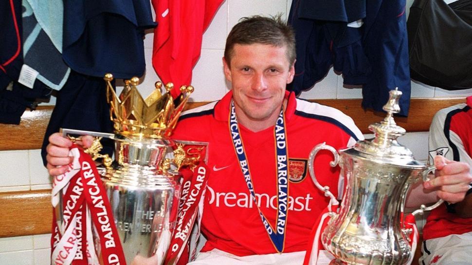 Mantan pemain Arsenal, Oleg Luzhny. (Mirror)