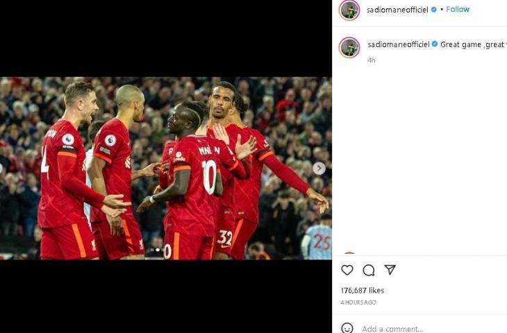 Pemain Liverpool Sadio Mane  meluapkan perasaan usai mengalahkan Manchester United Manchester United di Alfield, Rabu (20/4/2022) dini hari WIB. (Instagram)