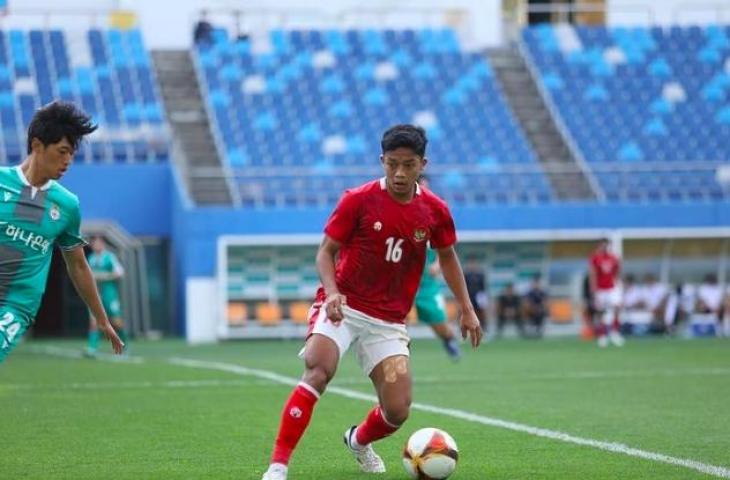 Rio Fahmi saat memperkuat Timnas Indonesia U-23. (Instagram/riofhm_)