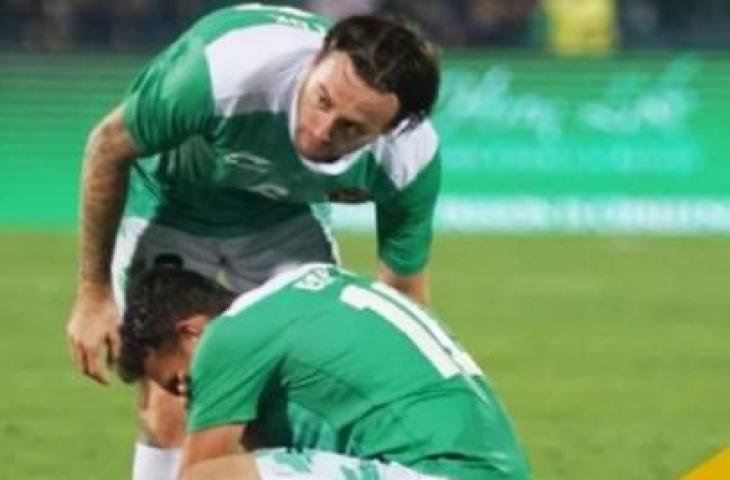 Gelandang timnas Indonesia, Marc Klok (kiri) bersama Egy Maulana Vikri dalam matchday pertama Grup A SEA Games 2021 antara Timnas Indonesia vs Vietnam di Stadion Viet Tri, Phu Tho, Jumat (6/5/2022) malam WIB. Timnas Indonesia kalah 0-3 dalam laga ini. [Instagram/@PSSI]