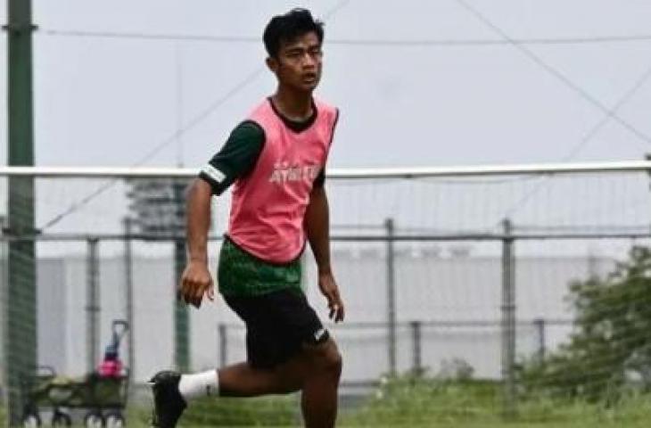 Pratama Arhan latihan bersama Tokyo Verdy, dia termasuk pemain Timnas Indonesia. (Instagram/tokyo_verdy)