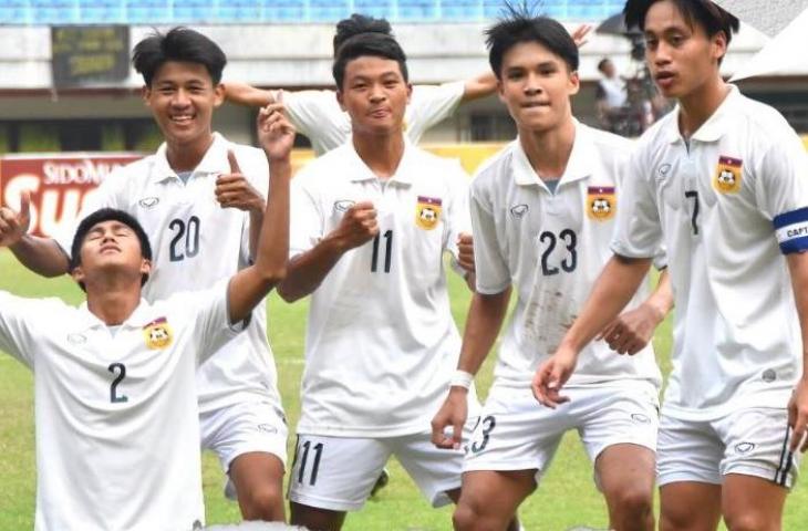 Selebrasi Timnas Laos U-19 usai mengalahkan Malaysia di Piala AFF U-19 2022. (Dok. Lao FF)