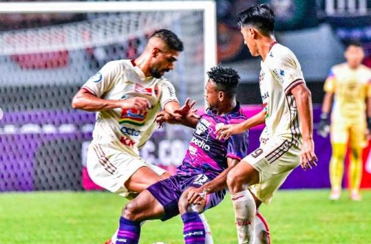 Potret pertandingan saar RANS Nusantara FC kalah lawan Persija Jakarta 0-3 pada pekan kelima Liga 1 2022/2023. (Instagram/rans.nusantara)