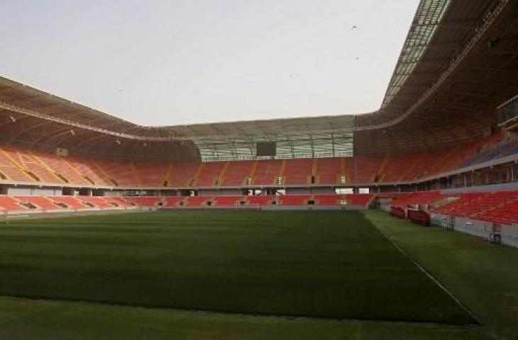 Stadion Basra yang awalnya jadi tuan rumah Grup H Kualifikasi Piala Asia U-20 2023. (Mohammed SAWAF / AFP)