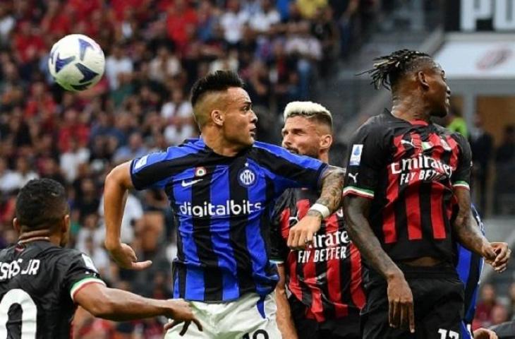 AC Milan vs Inter Milan di lanjutan Liga Italia. (Miguel MEDINA / AFP)