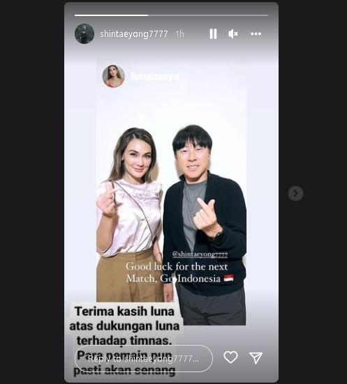 Pelatih Timnas Indonesia Shin Tae-yong dan Luna Maya. (Instagram/@shintaeyong7777)