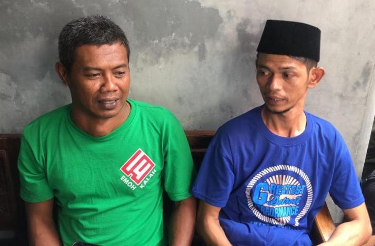 Penyintas Tragedi Kanjuruhan Malang, Doni (baju biru). [Suara.com/Aziz Ramadani]