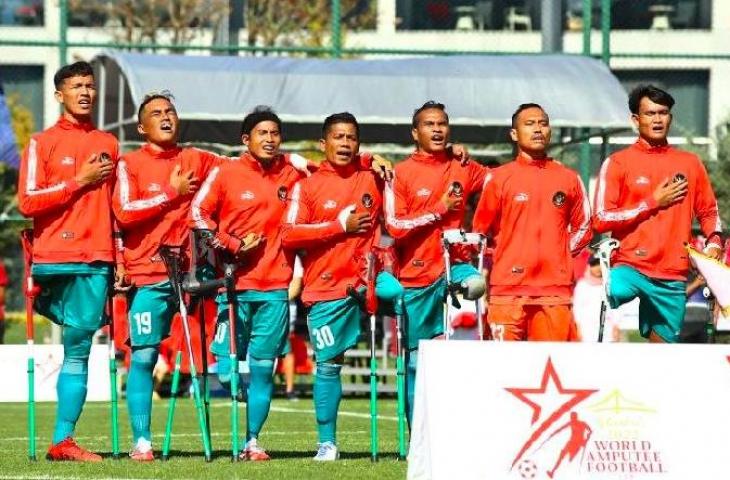 Potret pemain Timnas Amputasi Indonesia (Garuda Inaf) saat kalah 0-3 lawan Argentina dalam pertandingan Grup C Piala Dunia Amputasi 2022 di Stadion Turkey Football Federation, Riva, Turkey, Sabtu (1/10/2022). (ANTARA FOTO/Dharma Wijayanto)