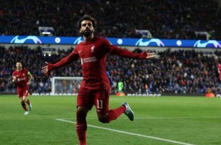 Mohamed Salah melakukan selebrasi setelah mencetak gol keenam Liverpool dalam pertandingan Liga Champions lawan Rangers pada 13 Oktober 2022. (ANTARA/Reuters/LEE SMITH)