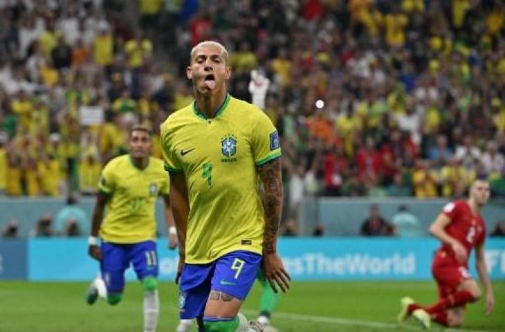 Richarlison borong dua gol kemenang Brasil atas Serbia dengan skor 2-0 di Piala Dunia 2022. (AFP)