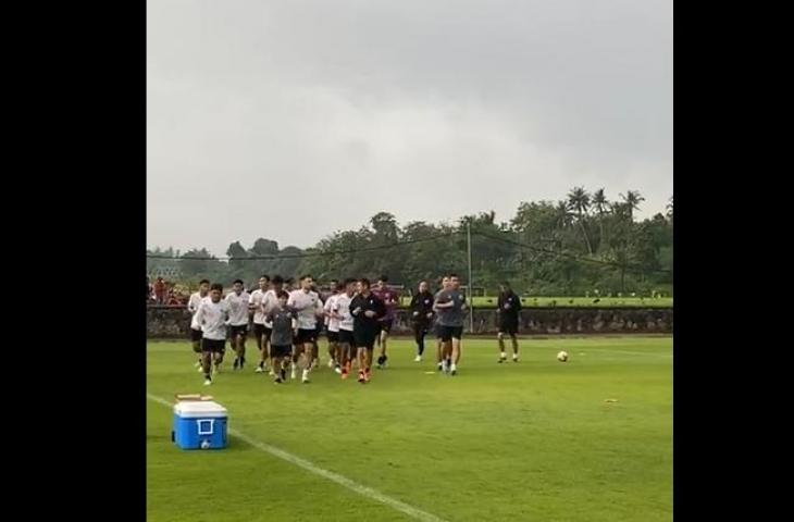 Timnas Indonesia latihan perdana untuk persiapan Piala AFF 2022 (Instagram/PSSI)