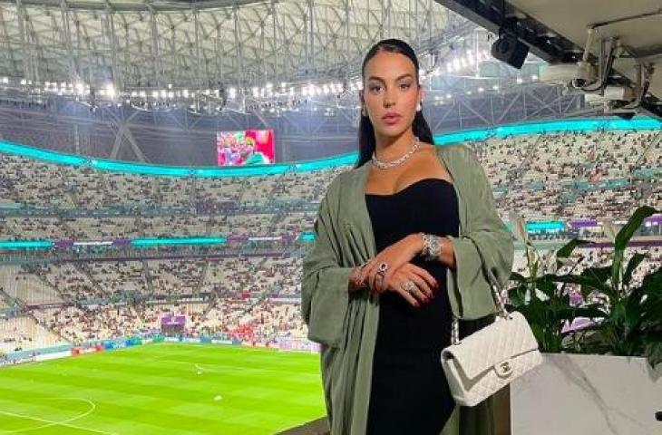 Kekasih Cristiano Ronaldo, Georgina Rodriguez saat nonton langsung Portugal di Piala Dunia 2022. (Instagram/georginagio)