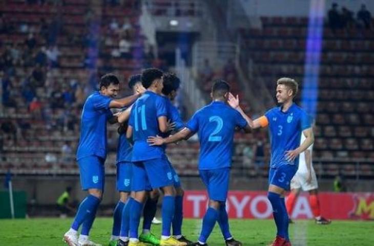 Timnas Thailand berhasil membantai Myanmar dengan skor 6-0 dalam laga uji coba (Instagram/changsuek)