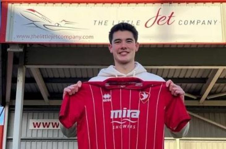 Elkan Baggott gabung Cheltenham Town FC di sisa musim League One 2022-2023. (laman resmi Cheltenham Town)