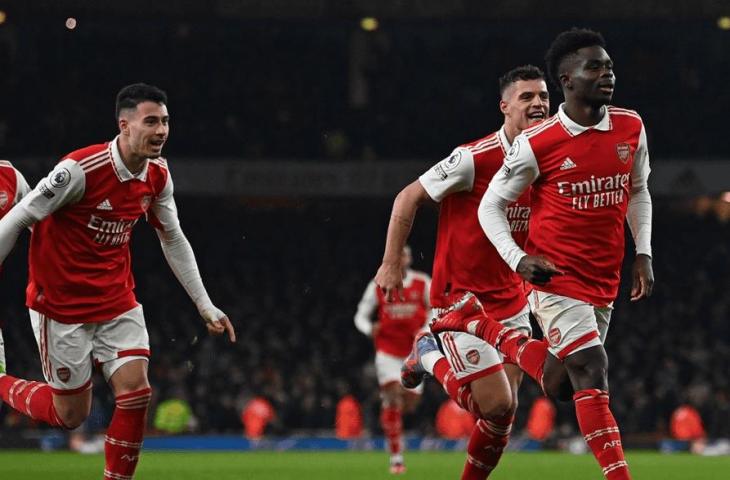 Para pemain Arsenal merayakan gol yang dicetak Bukayo Saka ke gawang Manchester United dalam lanjutan Liga Inggris di Stadion Emirates, Senin (23/1/2023) dini hari WIB. [Arsenal.com]