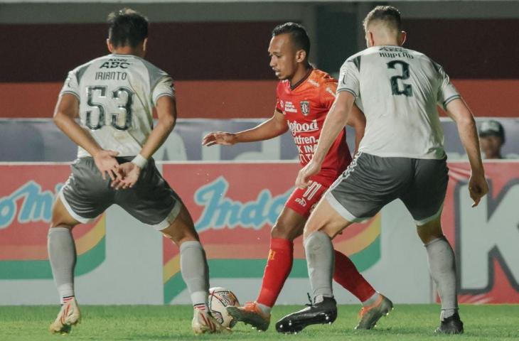 Pertandingan Bali United vs Persib Bandung di lanjutan BRI Liga 1, Jumat (10/2/2023). (dok. Bali United)