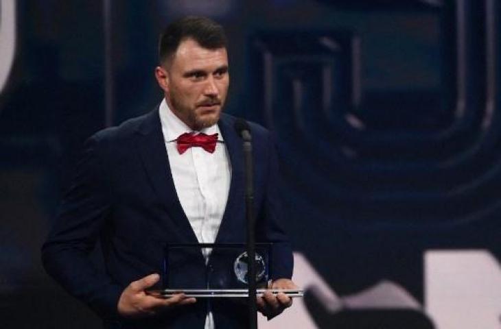 Marcin Oleksy, pemain difabel pertama yang raih FIFA Puskas Award. (AFP)