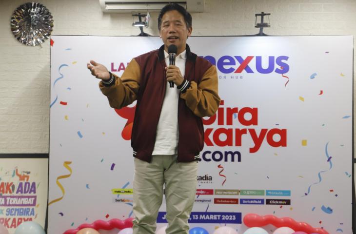 Pemimpin Redaksi Suara.com sekaligus CEO PT Arkadia Digital Media Tbk, Suwarjono dalam peluncuran Nexus Creator Hub. (dok. Suara.com / Alfian Winanto)