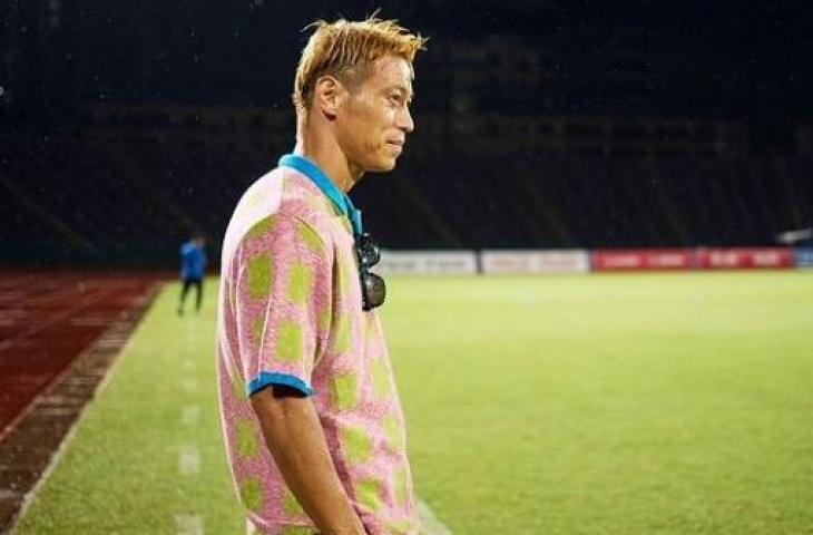 Keisuke Honda tampak menggunakan outfit kece (Instagram/keisukehonda)