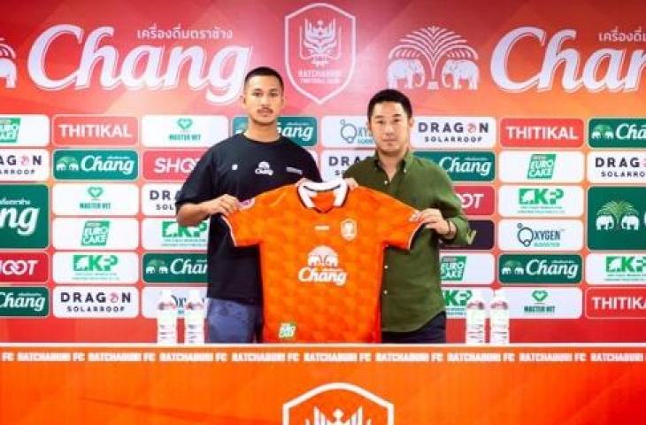 Pemain terkaya dunia Faiq Bolkiah gabung Ratchaburi FC. (Facebook)