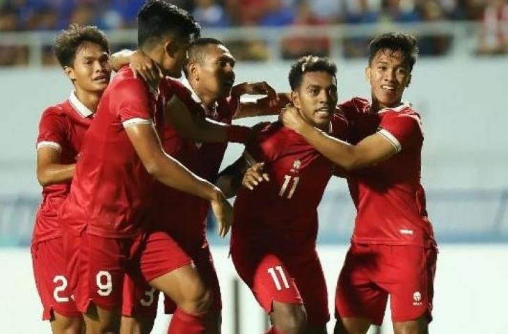 Pemain Timnas Indonesia U-23 Jeam Kelly Sroyer selebrasi usai bobol Thailand di Piala AFF U-23 2023.(Instagram/@timnas.indonesia)