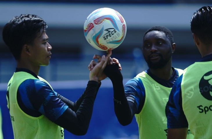 Levy Madinda di sesi latihan Persib. (MO Persib)