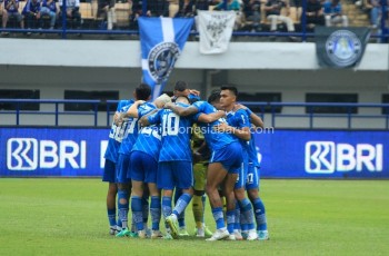 Ini Prediksi Susunan Pemain Persib vs Persis: Tanpa Nick Kuipers!