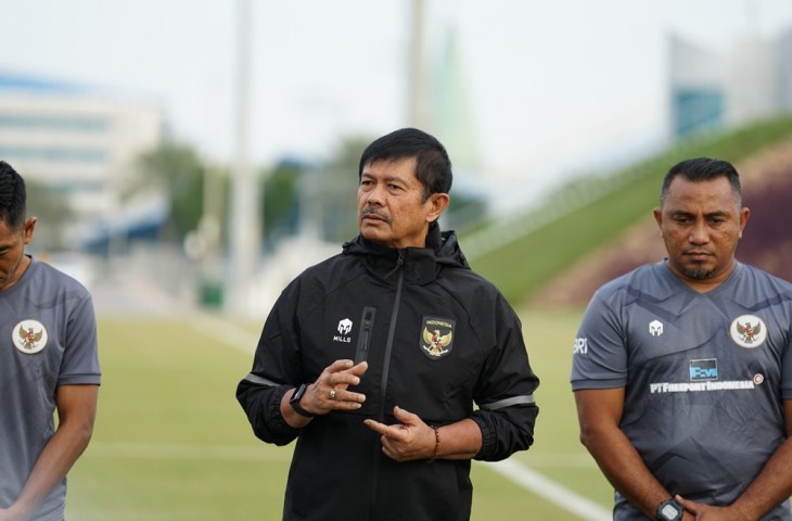 Indra Sjafri bersama Firman Utina di pemusatan latihan Timnas Indonesia U-20 di Qatar. (PSSI)