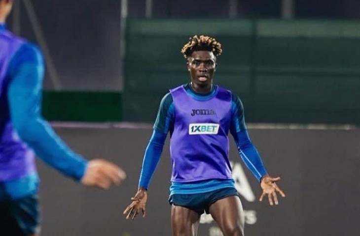 Joel Kojo, pemain Kirgizstan yang secara tidak langsung berjasa membuat Timnas Indonesia lolos ke babak 16 besar Piala Asia (Tangkapan layar Instagram @kojo_joel_10)