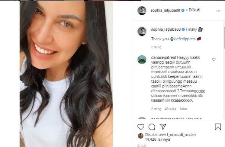 Sophia Latjuba tetap cantik di usia 50 tahun (Instagram/SophiaLatjuba)