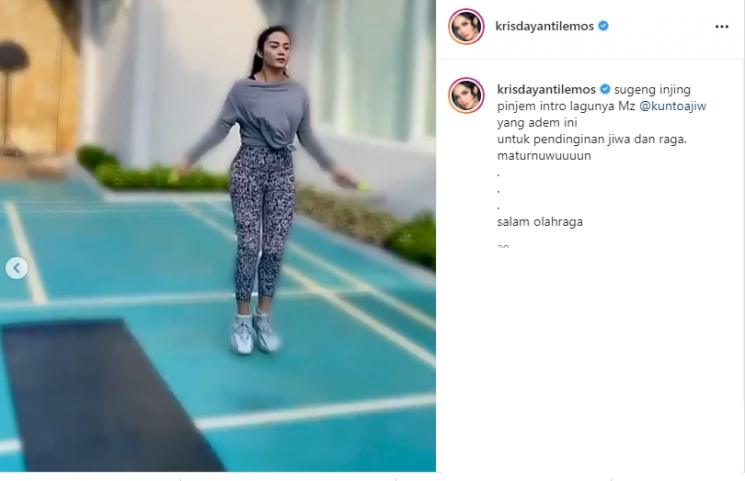 Potret Krisdayanti olahraga (Instagram/@krisdayantilemos)