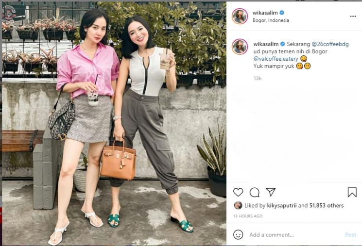 Wika Salim dan Annisa Ayu dibilang kembar. (Instagram/wikasalim)