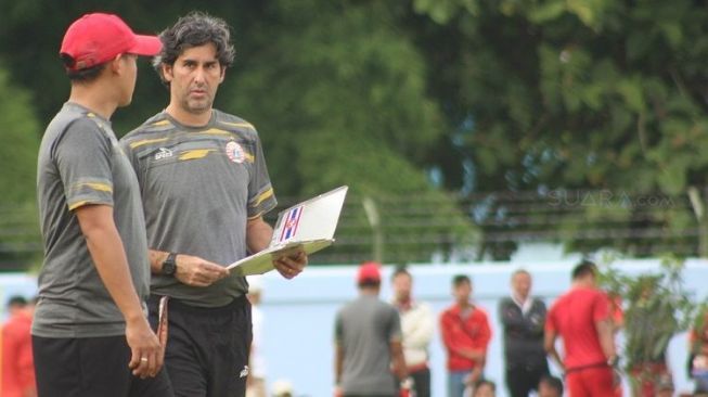 Pelatih Persija Jakarta Stefano Cugurra Teco. [suara.com/Adie]