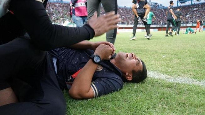 Pelatih PSS Sleman, Seto Nurdiantoro. (Stephanus Aranditio/chatwithamelia.xyz)