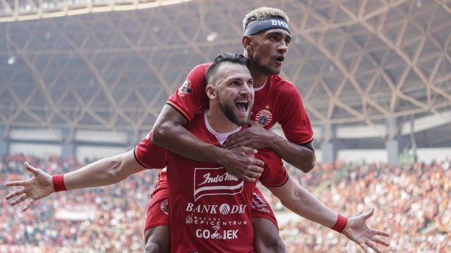 Selebrasi Striker Persija, Marko Simic usai membobol gawang PSS Sleman dalam laga Liga 1 2019 yang berlangsung di Stadion Patriot, Bekasi, Rabu (3/7/2019) (dok. Media Persija)