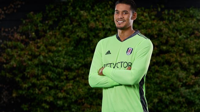 Kiper baru Fulham, Alphonse Areola. (Twitter/@fulhamfc).