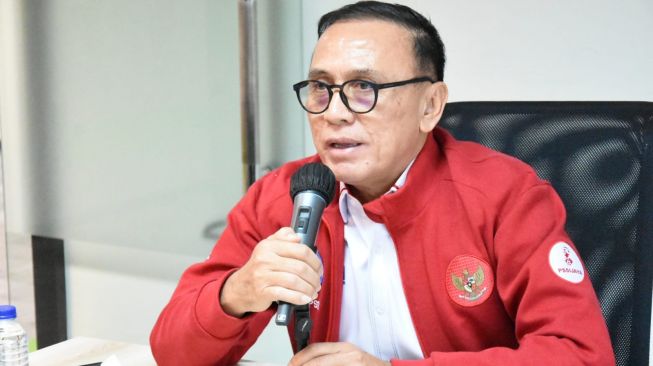 Ketua umum PSSI, Mochamad Iriawan saat melakukan pertemuan virtual dengan pimpinan suporter (dok. PSSI)