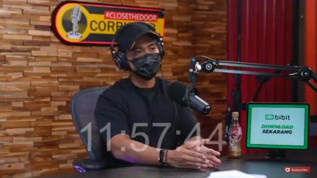 Kaesang Pangarep tampil di podcast Deddy Corbuzier. Kaesang mengaku tak malu bisnisnya maju karena faktor anak presiden. [YouTube Deddy Corbuzier]