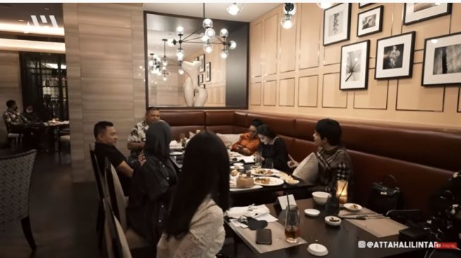 Momen Atta Halilintar, Aurel Hermansyah kumpul bareng Raul Lemos, Krisdayanti, Ashanty dan Anang Hermansyah [YouTube: AH]