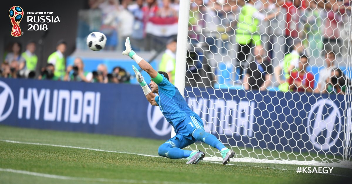 Essam El-Hadary Resmi Jadi Kiper Tertua di Sejarah Piala Dunia - 1